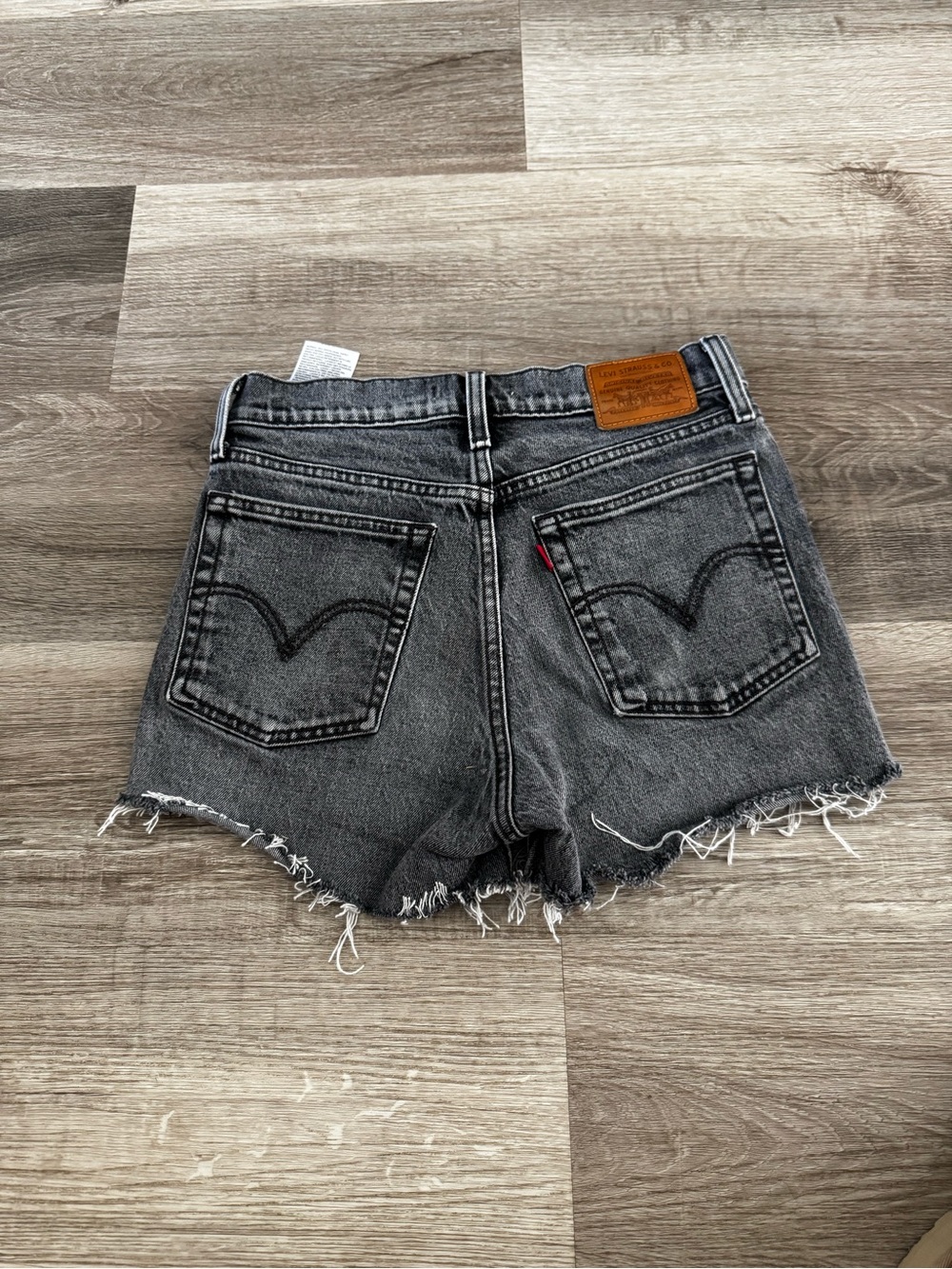 Levi’s premium 501 denim wedgie shorts 26
